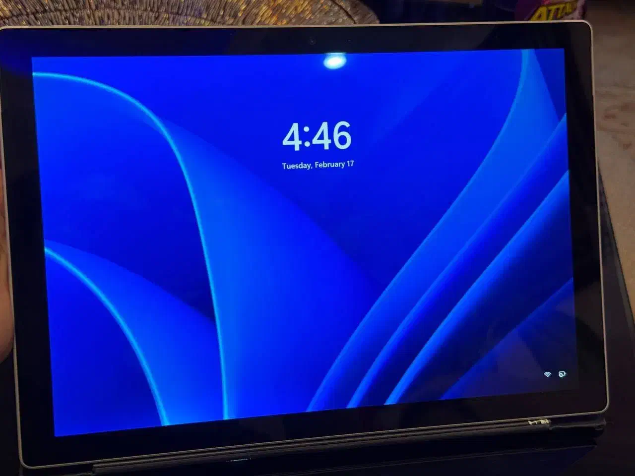 Surface pro 5|تبلت|تهران, فلسطین (میدان انقلاب)|دیوار