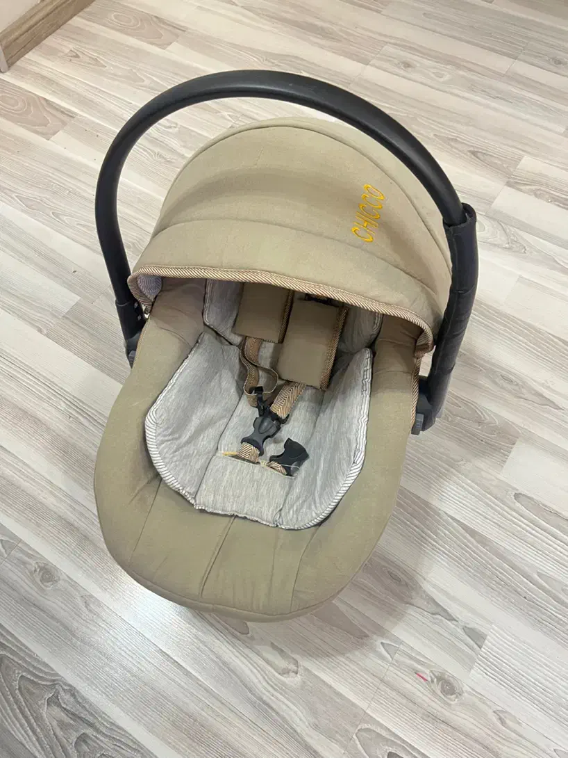 کریر نوزاد chicco|کالسکه و لوازم جانبی|تهران, گلستان (شهرک راه آهن)|دیوار