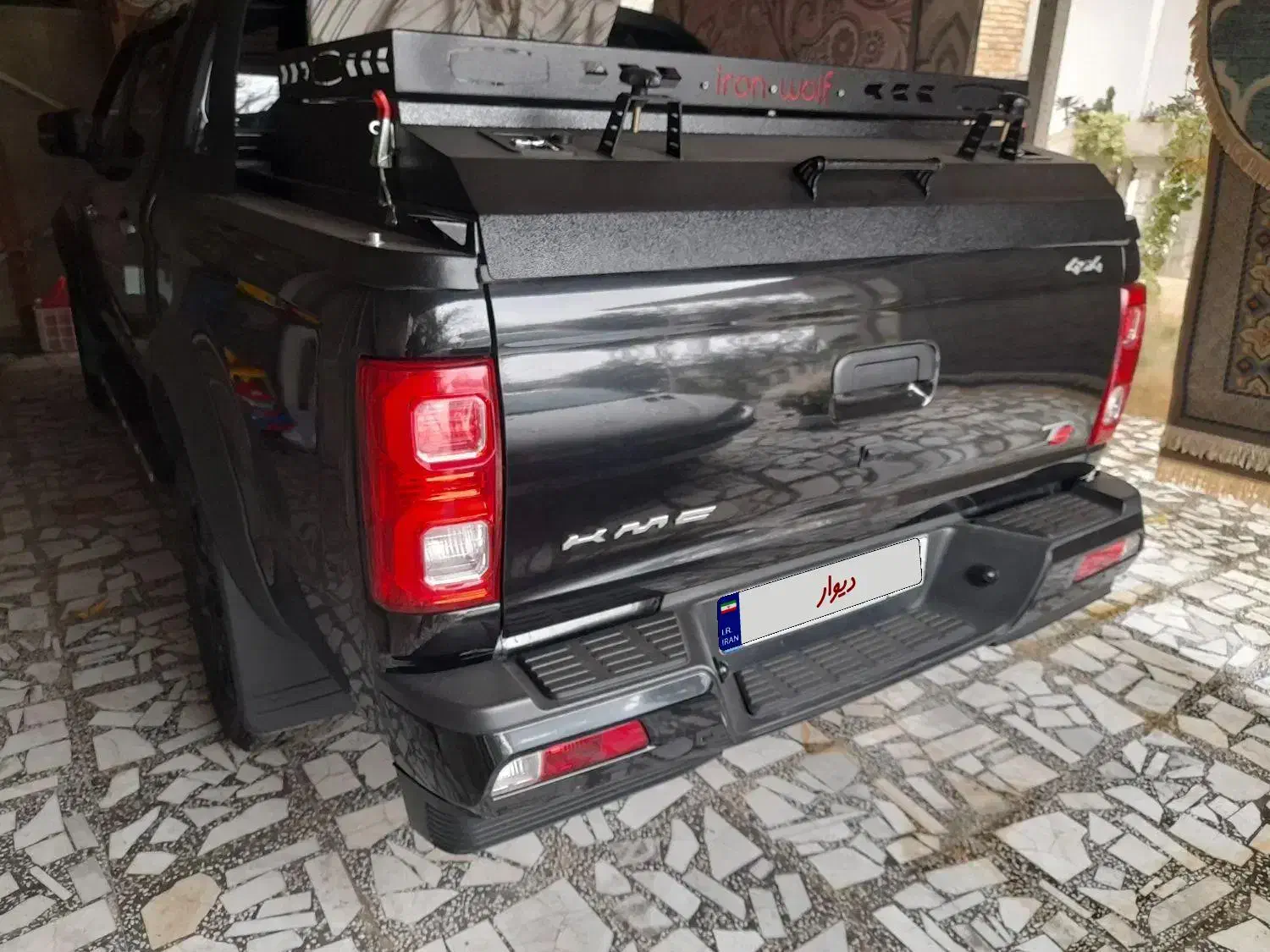 کی ام سی تی۸|خودرو سواری و وانت|پره‌سر, |دیوار