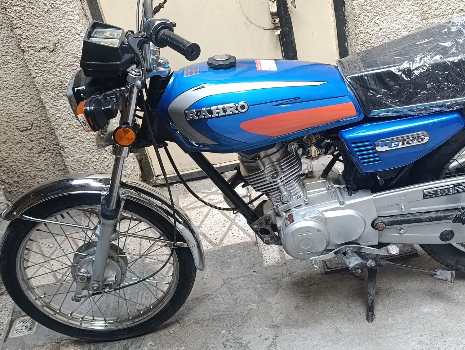 هندا ۱۲۵مدارک آماده انتقال بیمه یک سال|موتورسیکلت|مشهد, گلشور|دیوار