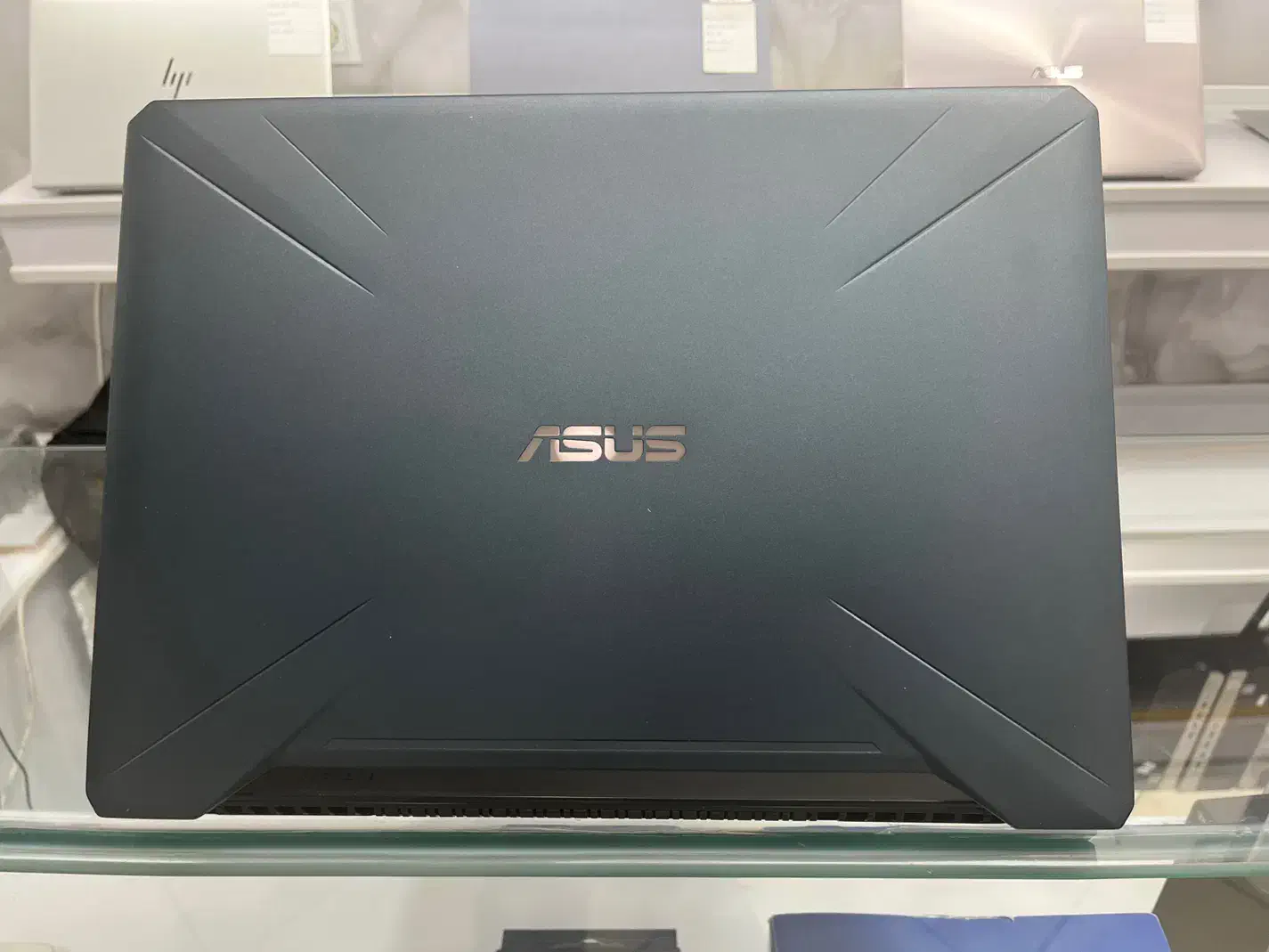 Asus TUF|رایانه همراه|شیراز, ملاصدرا|دیوار