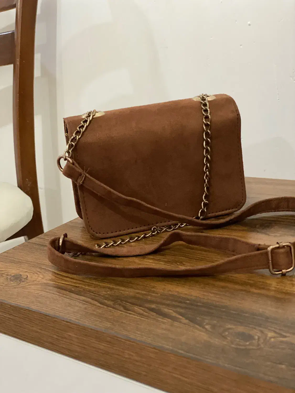 کیف مجلسی|کیف، کفش، کمربند|رشت, کوی فکوری|دیوار