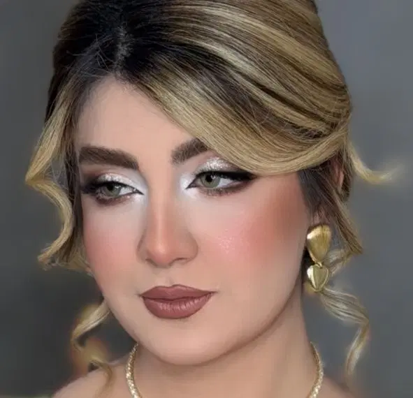 میکاپ|خدمات آرایشگری و زیبایی|یزد, |دیوار