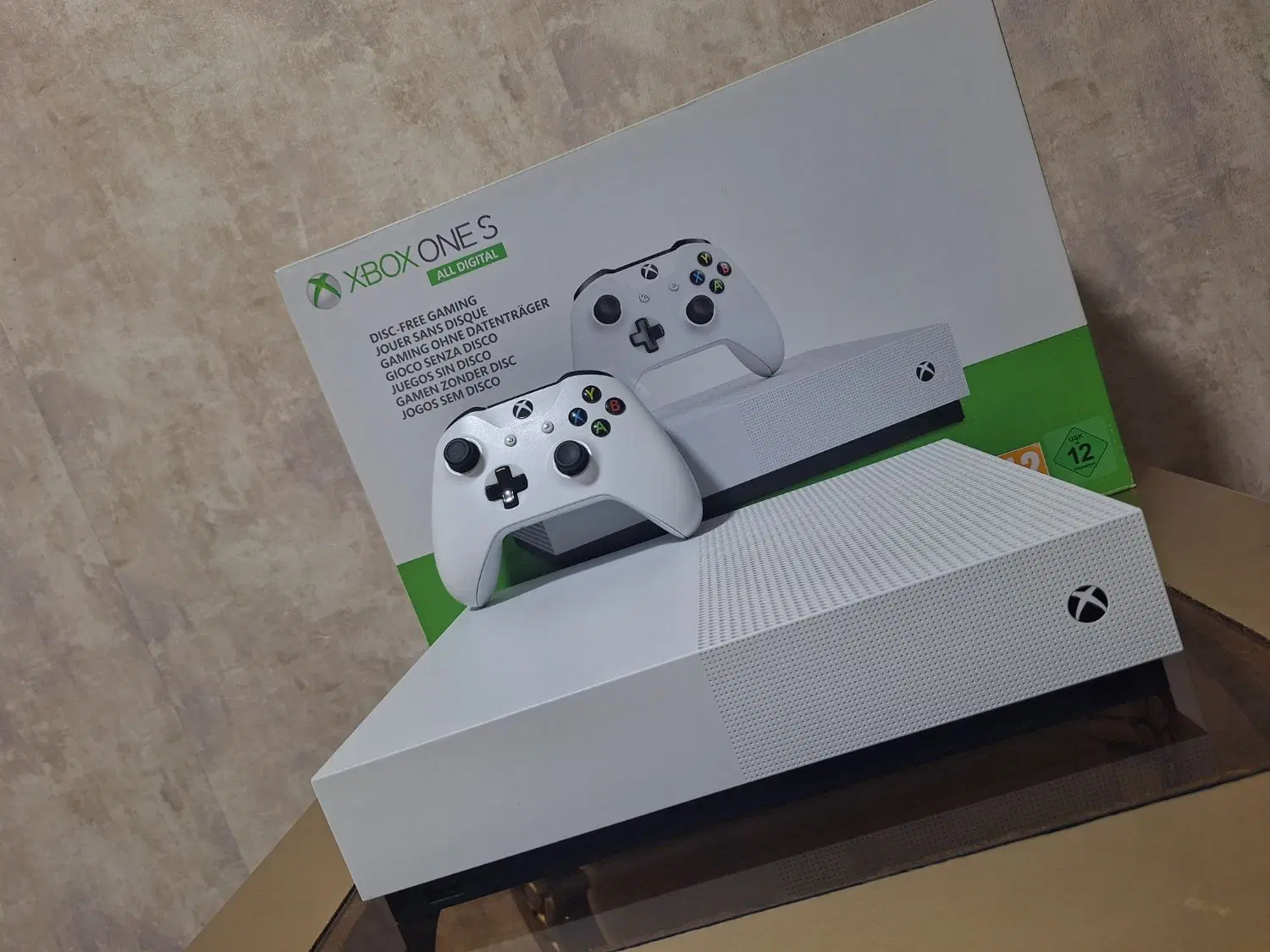 xbox one s|کنسول، بازی ویدئویی و آنلاین|اصفهان, عباس‌آباد|دیوار