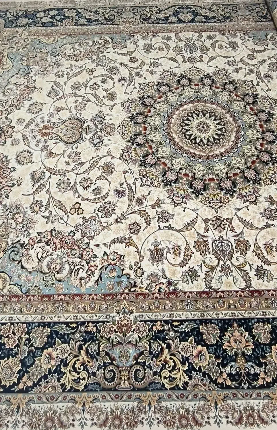 فرش|فرش|گلستان (تهران), |دیوار
