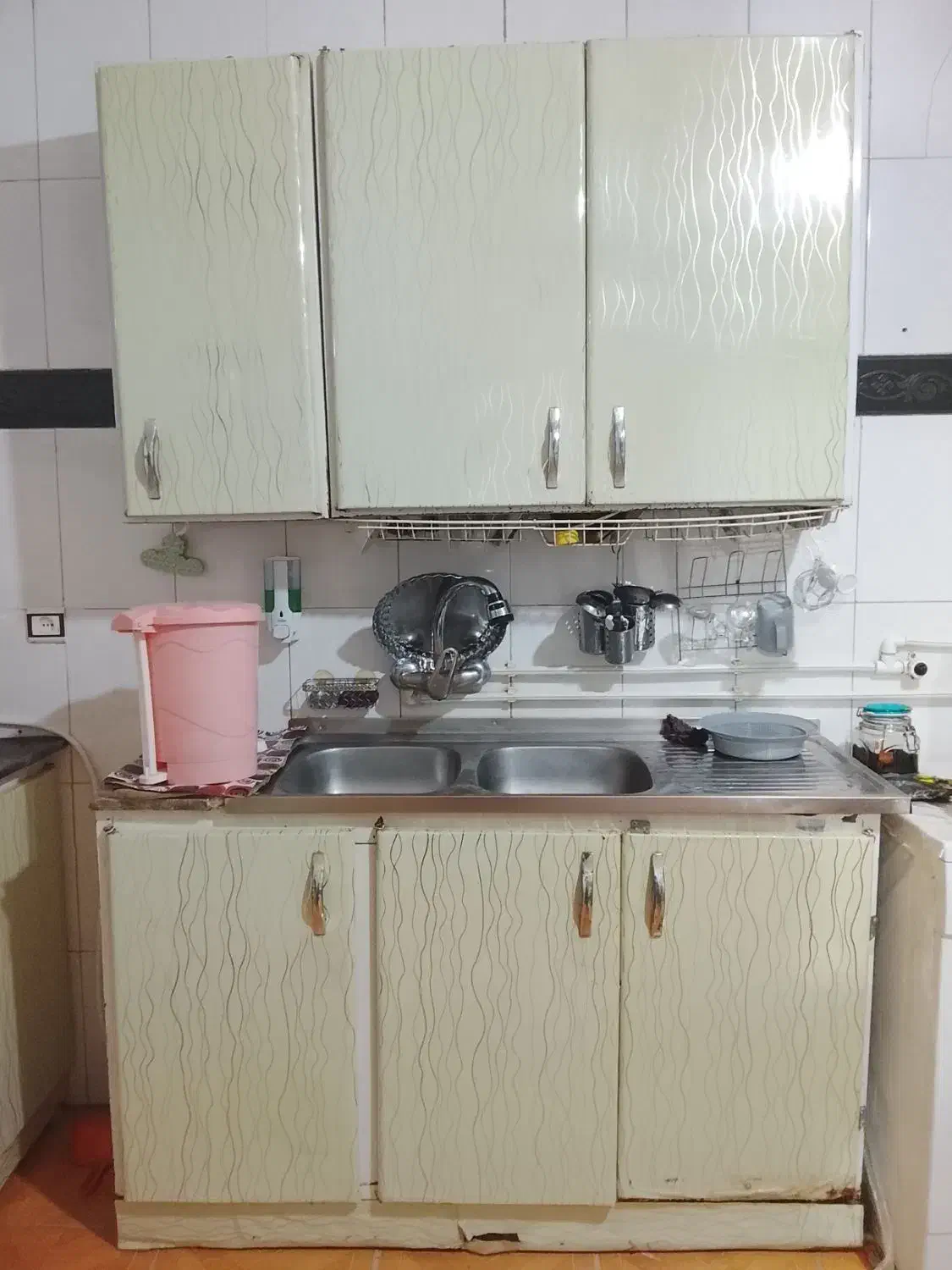 کالینت|آب‌چکان و نظم‌دهنده ظروف|ملایر, |دیوار