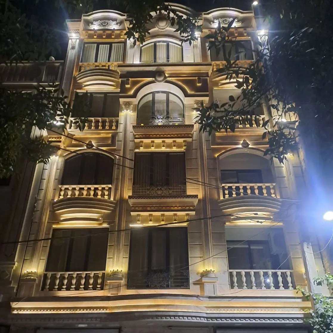 سندار / پارکینگدار / رو به نما / آسانسور /|فروش آپارتمان|صباشهر, |دیوار
