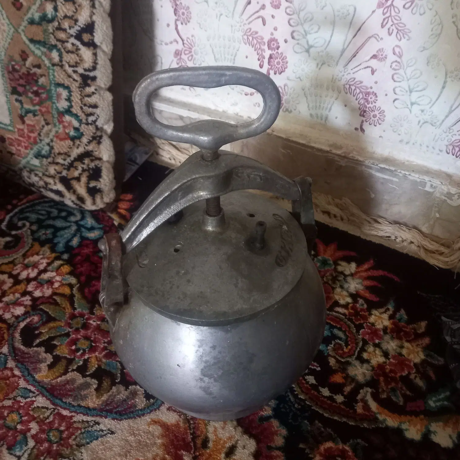 زودپز|ظروف پختوپز|نیشابور, باغ نو|دیوار