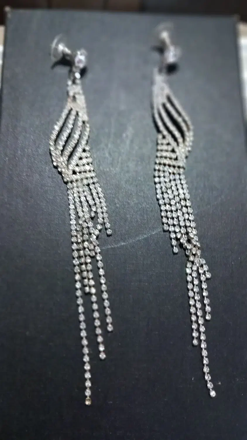 گوشوارهیک|جواهرات|رشت, یخسازی|دیوار