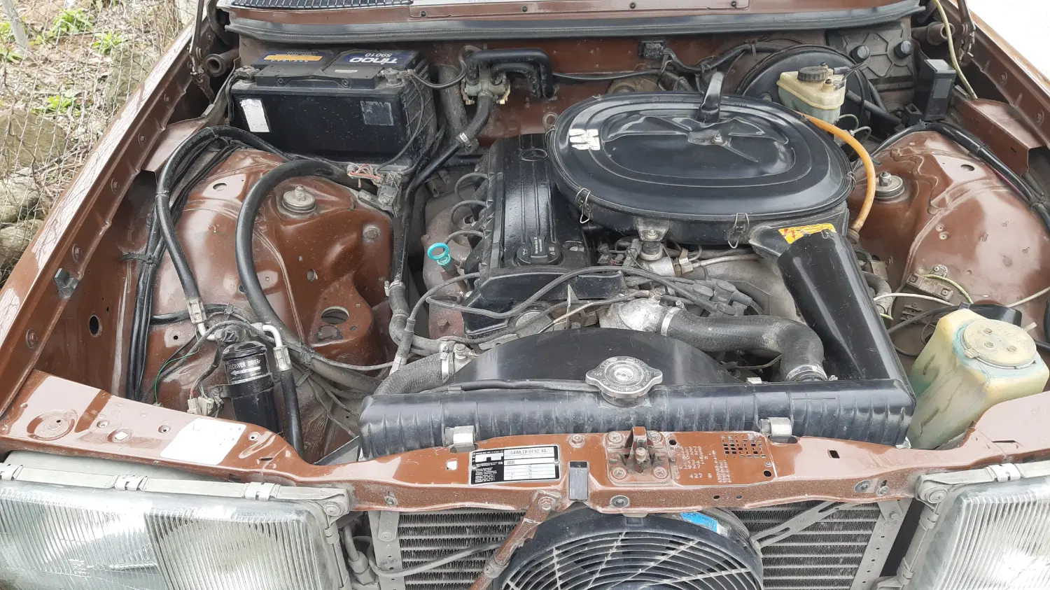 بنز w123 230E|خودرو کلاسیک|آستارا, |دیوار
