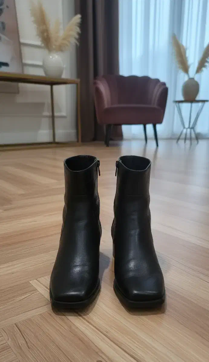 کفش|کیف، کفش، کمربند|کرج, عظیمیه|دیوار