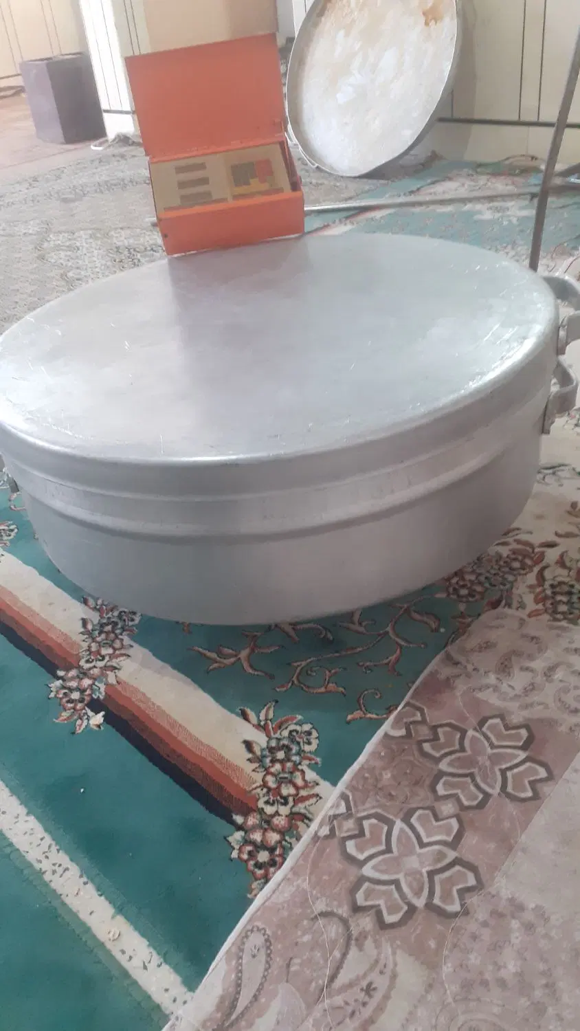 دیگ بزرگ|ظروف پخت‌وپز|اندیمشک, |دیوار