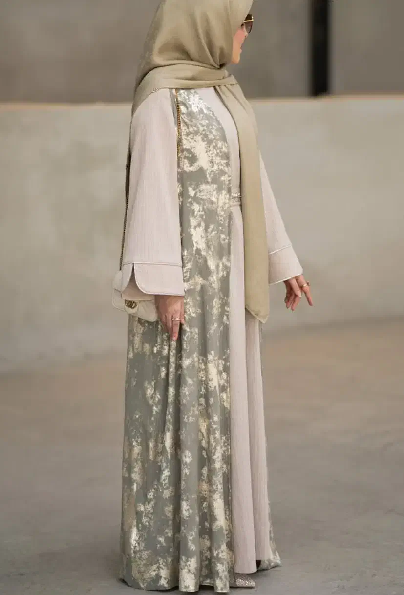 عبا شیک|لباس|اصفهان, دانشگاه اصفهان|دیوار