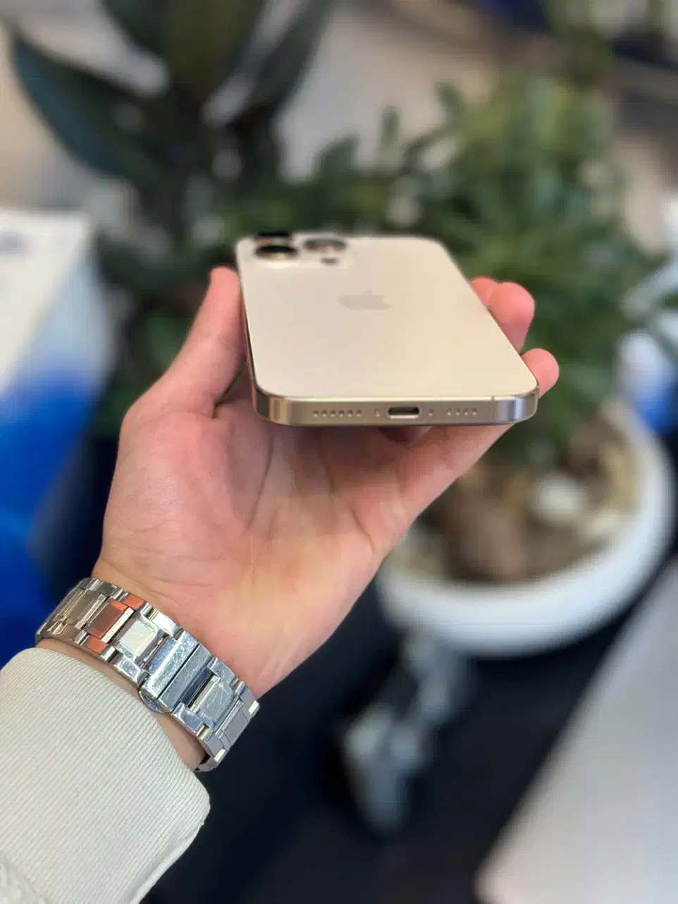 16pro max|موبایل|نیشابور, فردوس شمالی|دیوار