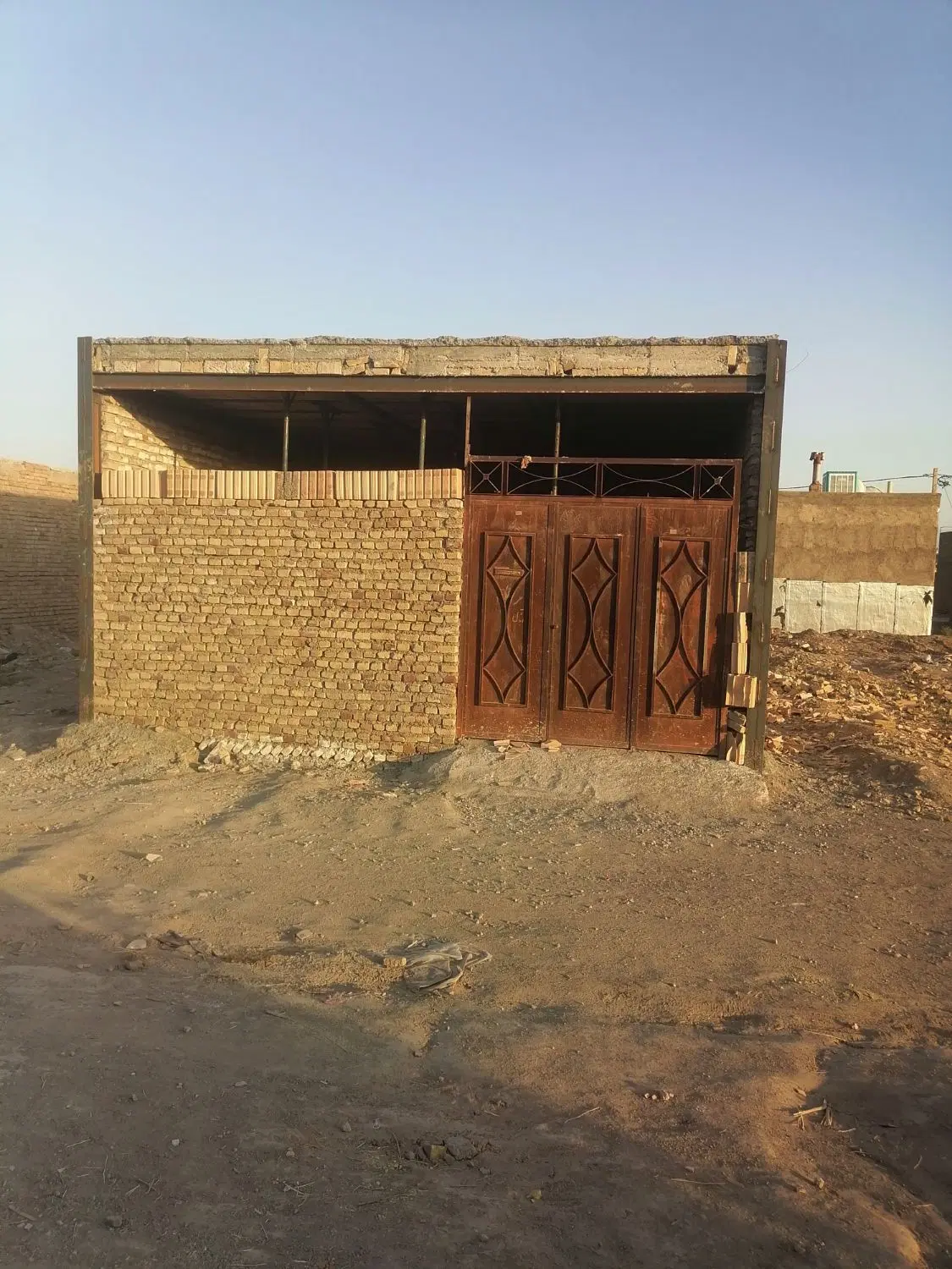 سقف زده|فروش زمین و ملک کلنگی|سبزوار, شرق کال عیدگاه|دیوار