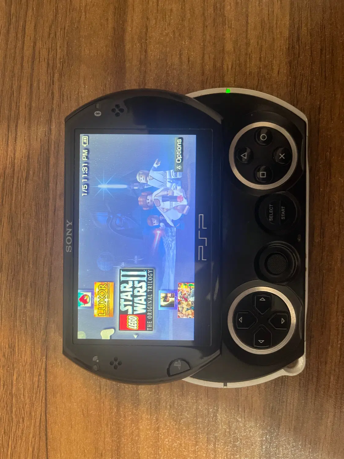 Psp go|کنسول، بازی ویدئویی و آنلاین|شیراز, معالی‌آباد|دیوار