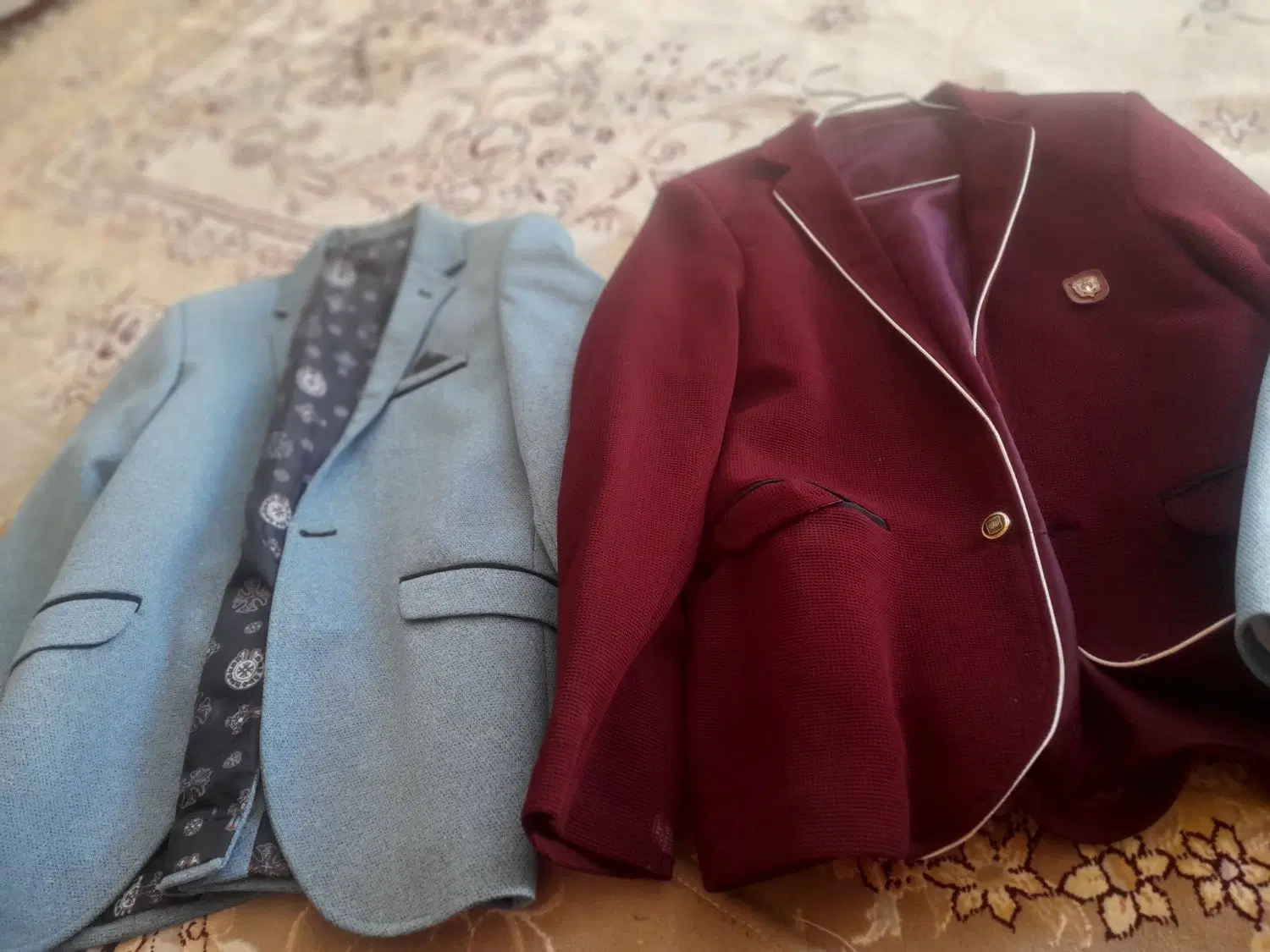لباس|کفش و لباس بچه|خوی, |دیوار