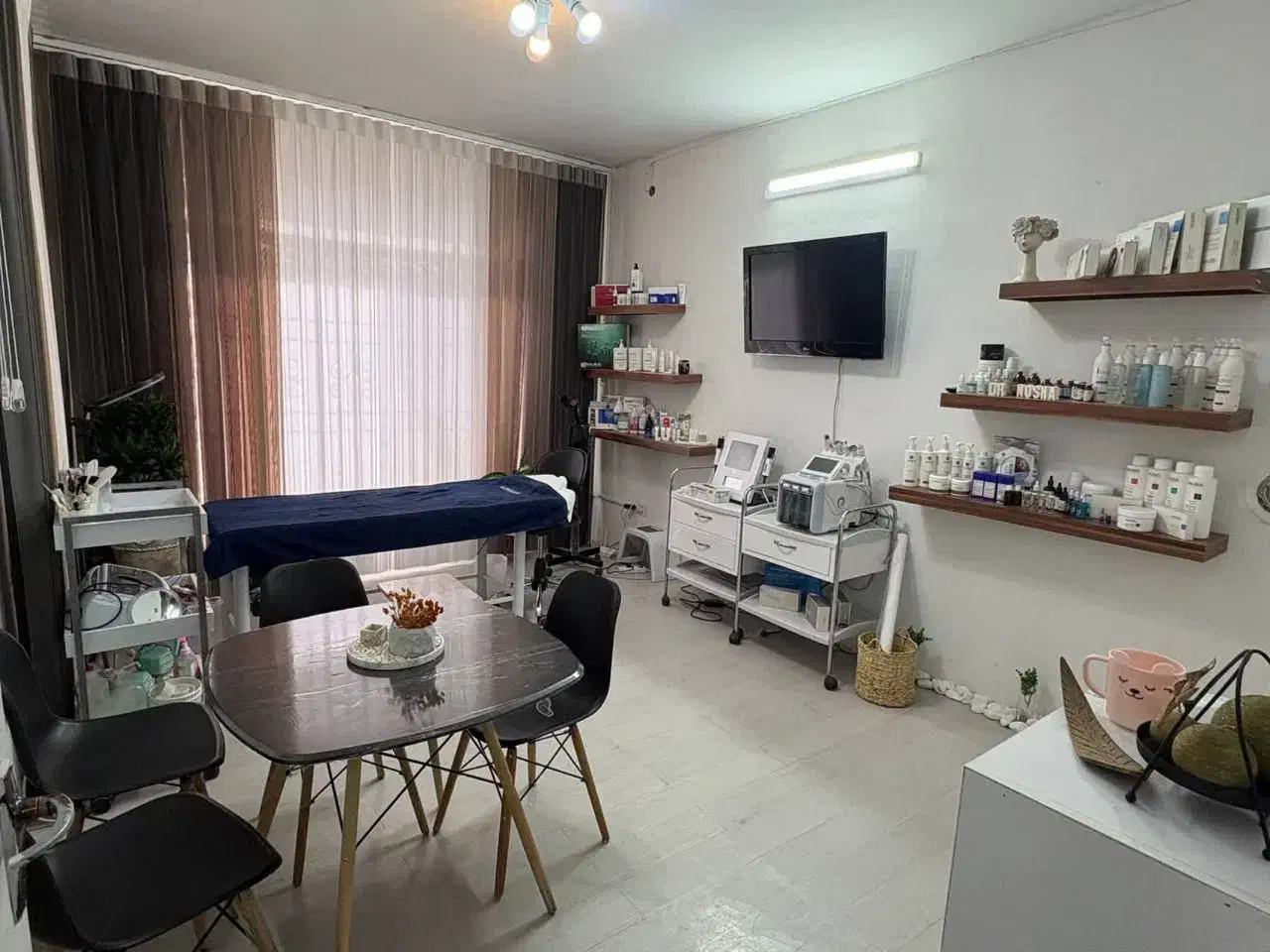 آموزش تخصصی کرمسازی،فرمولاسیون محصولات آرایشی+مدرک|خدمات آموزشی|مشهد, راهنمایی|دیوار