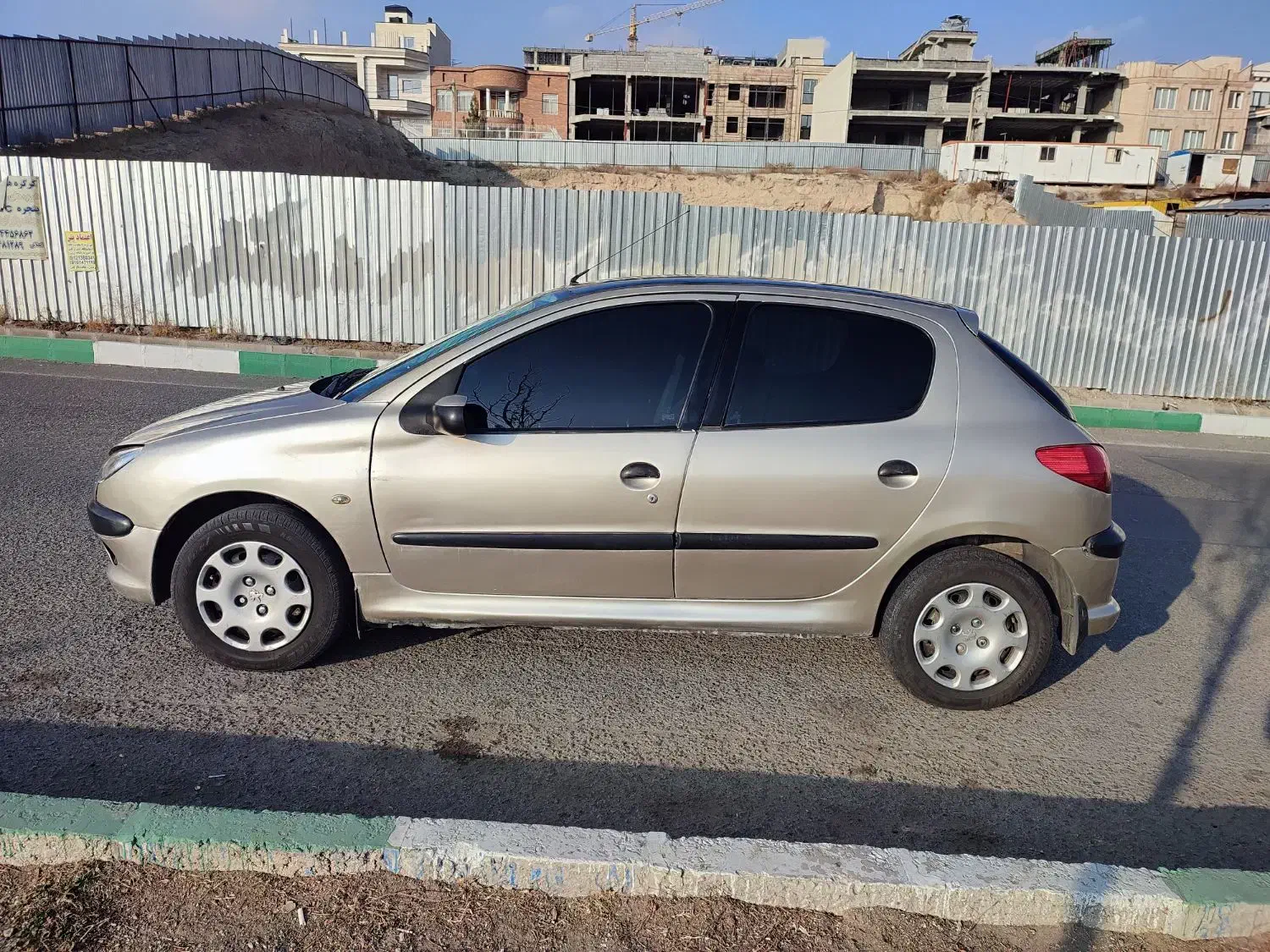 206 مدل 82 تیپ 3|خودرو سواری و وانت|تهران, عباسآباد|دیوار