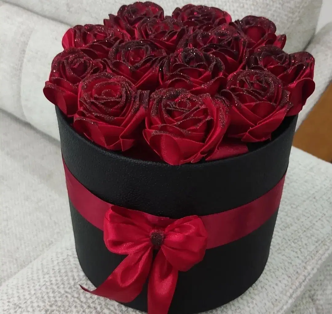 گل ربانی|گل مصنوعی|سبزوار, قصبه شرقی|دیوار