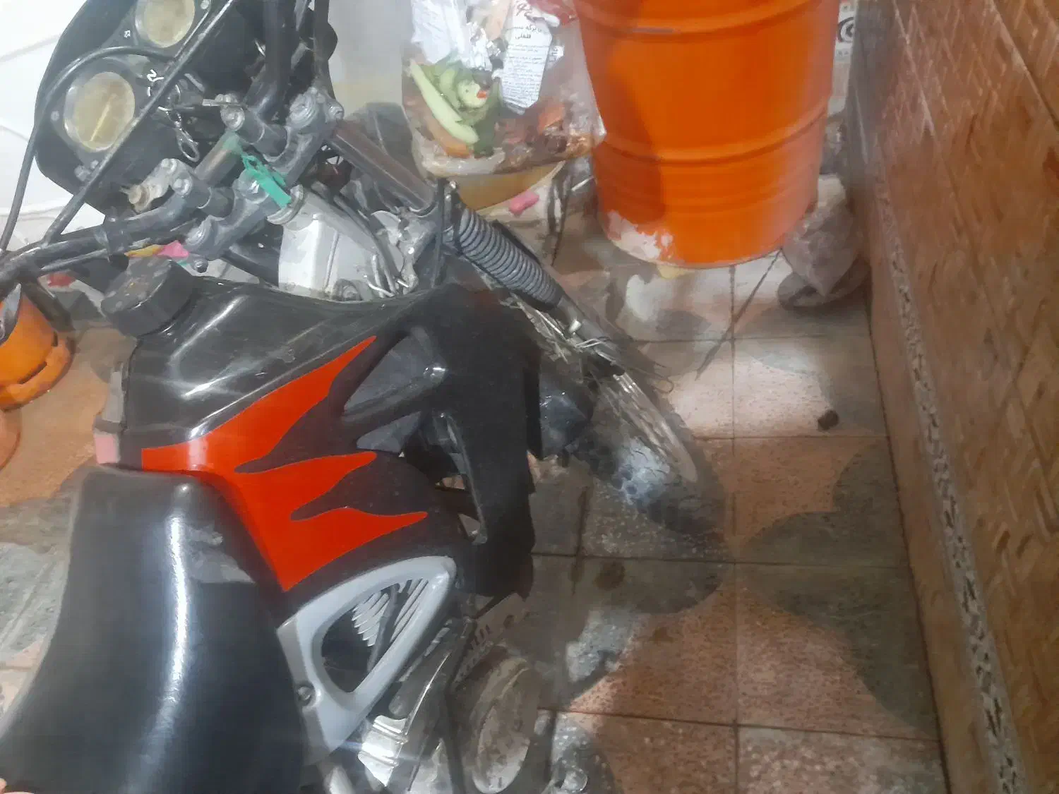 تریل ۲۰۰ در حد|موتورسیکلت|لار, |دیوار