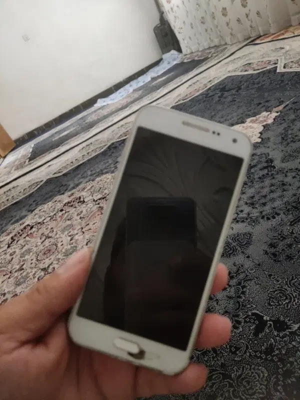 گوشی e5 Samsung|موبایل|همدان, |دیوار