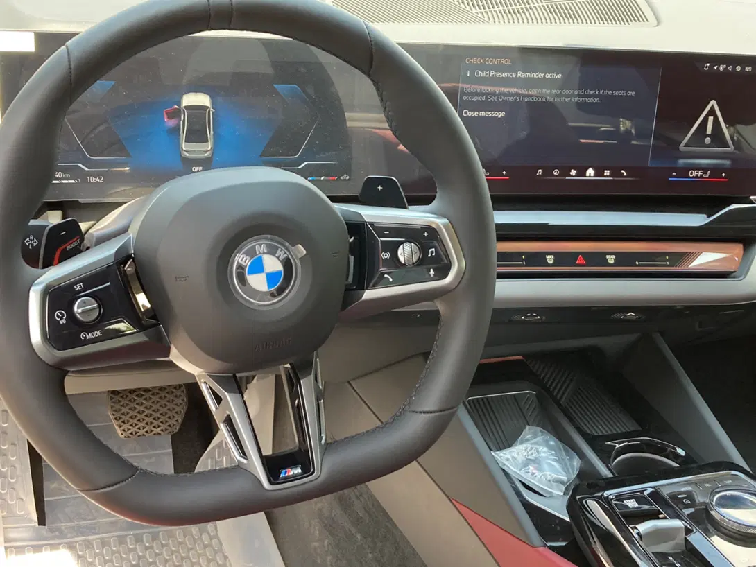 BMW 525Li. 2026|خودرو سواری و وانت|لاهیجان, انقلاب|دیوار