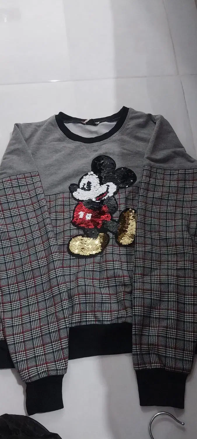 پالتو|لباس|اردبیل, |دیوار