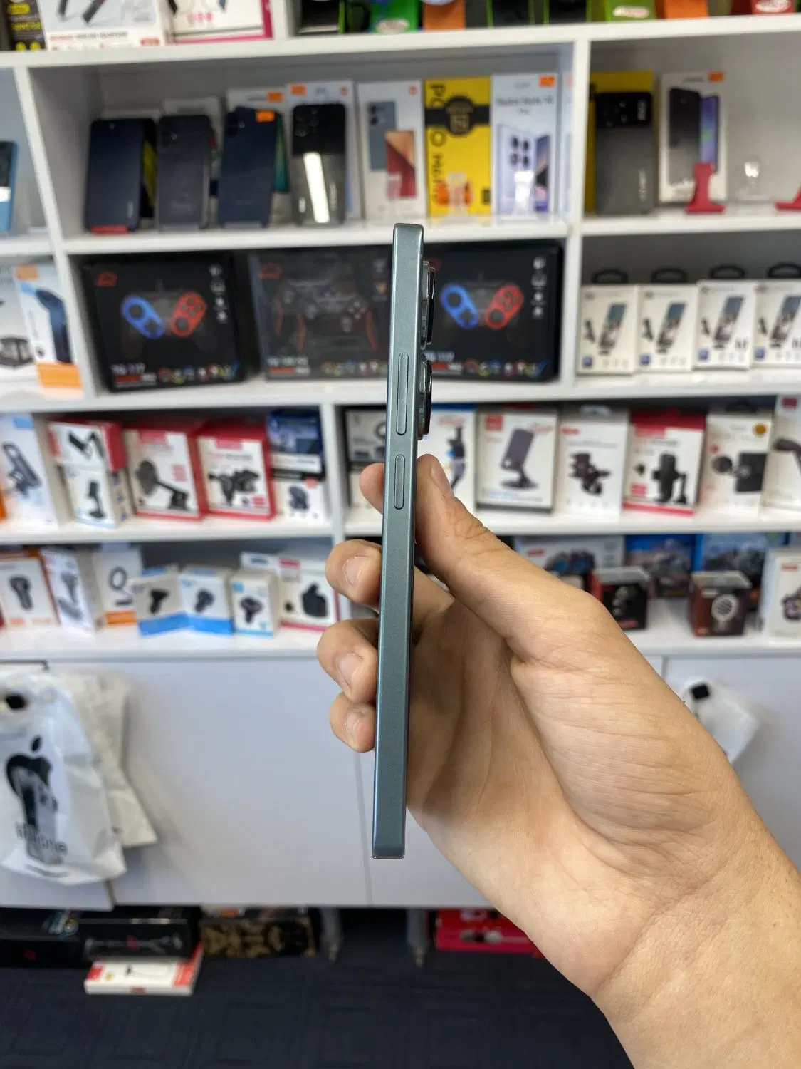 Note 13 pro 256gig ram8|موبایل|هشتگرد, فاز ۱ مهستان|دیوار
