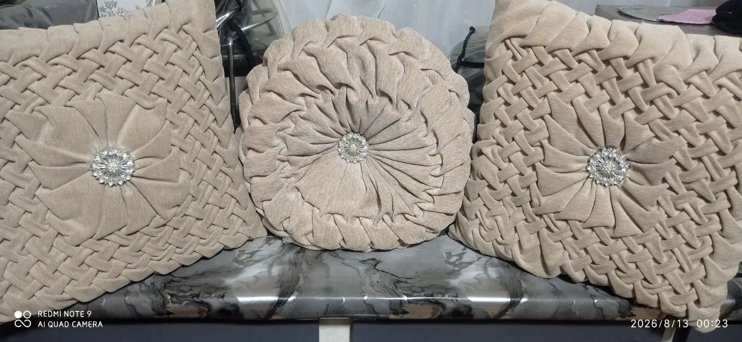 کوسن|رختخواب، بالش، پتو|مشهد, موعود|دیوار