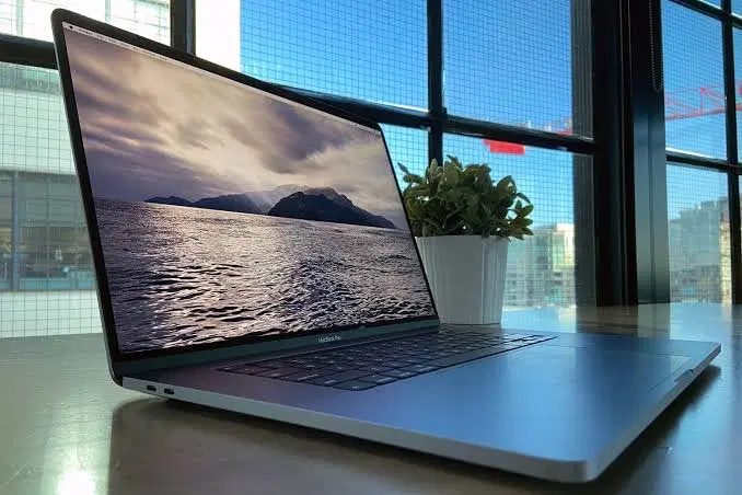 macbook pro 2019 i9 16inch|رایانه همراه|مشهد, ملک‌آباد|دیوار