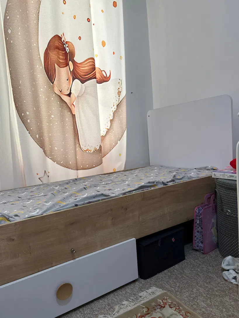 تخت بچه|تخت و صندلی بچه|یاسوج, |دیوار