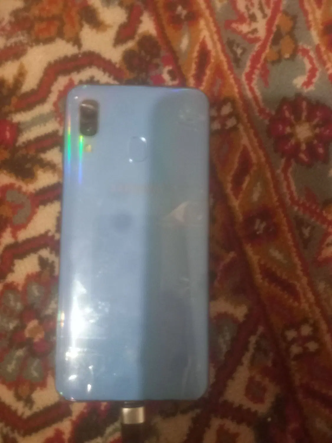 گوشی a40|موبایل|چهارباغ, |دیوار