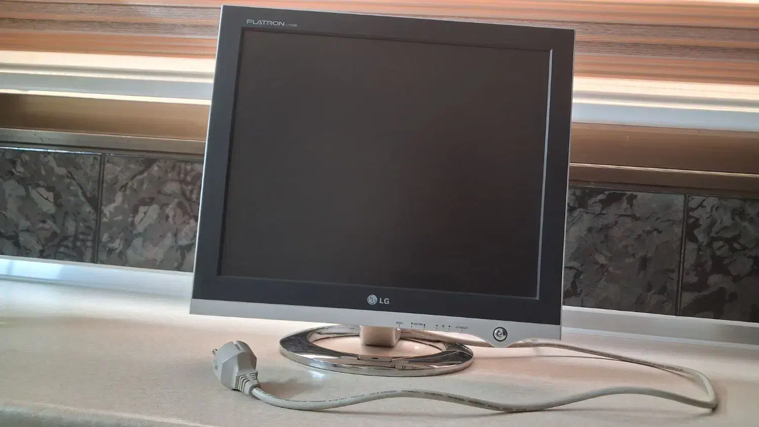 نمایشگر LG|رایانه رومیزی|مشهد, احمدآباد|دیوار