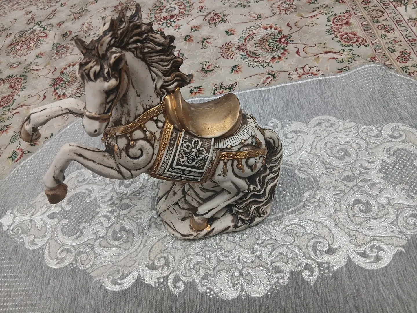 دکور|مجسمه، تندیس، ماکت|قم, در بهشت|دیوار