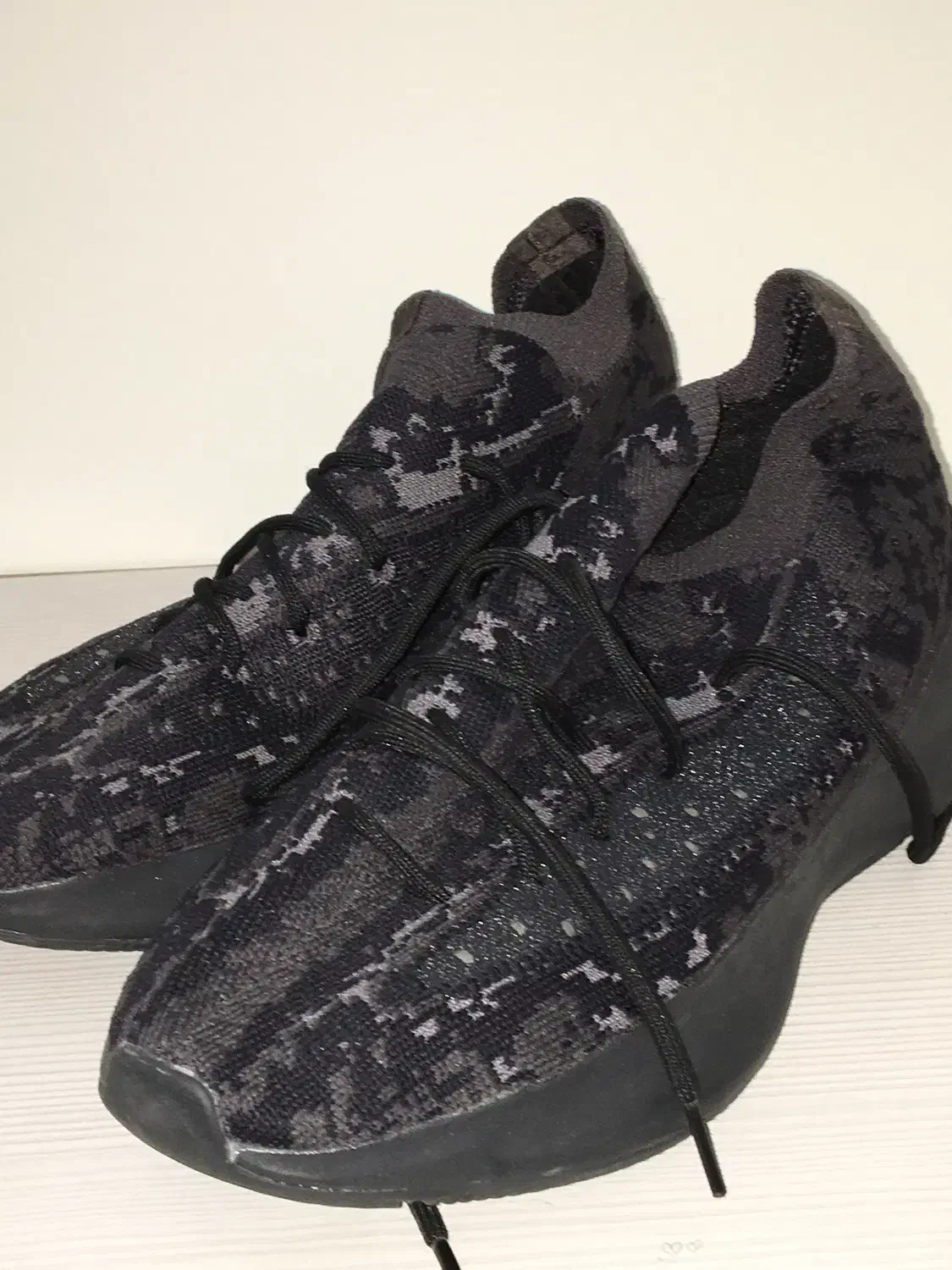 ادیداسYeezy|کیف، کفش، کمربند|کرج, فاز ۱ مهرشهر|دیوار