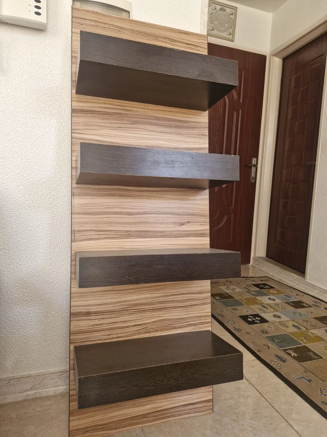 دکور MDF|کتابخانه، شلف، قفسههای دیواری|شاهینشهر, شهرک گلدیس|دیوار