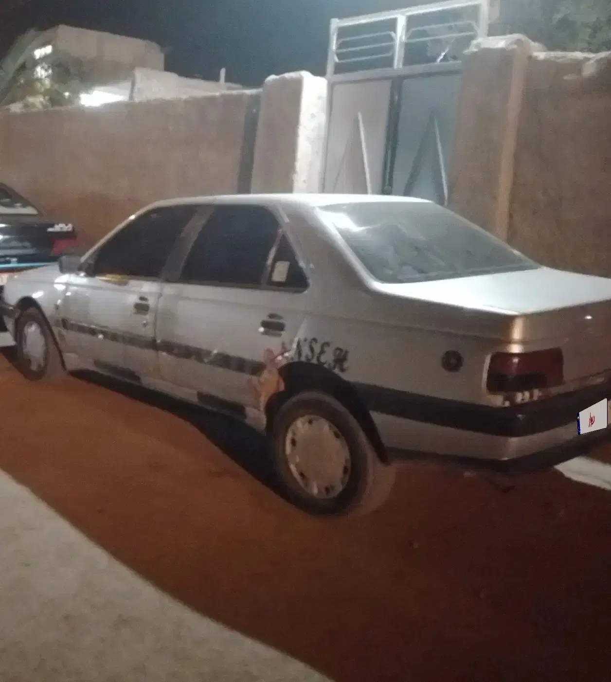 پژو ۴۰۵|خودرو سواری و وانت|شیراز, زرهی|دیوار