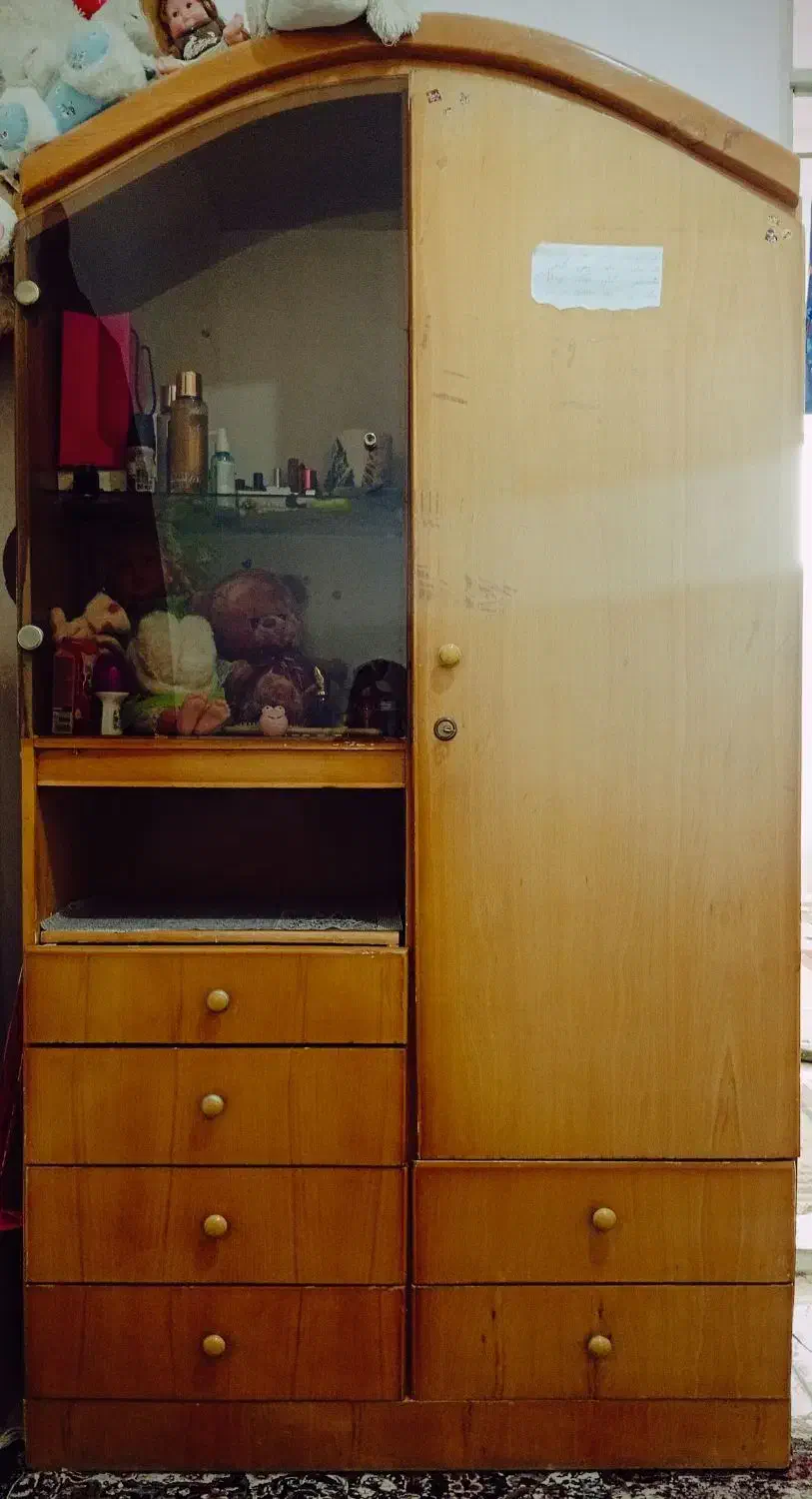 کمدچوبی|جاکفشی، کمد، دراور|شیراز, شهدای شهرک سعدی|دیوار