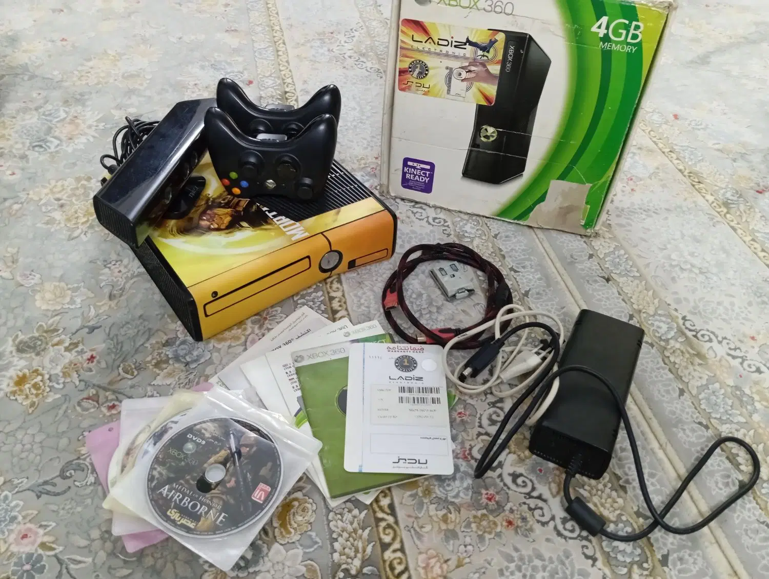 Xbox 360 slim|کنسول، بازی ویدئویی و آنلاین|اسلامشهر, شهرک مفیدی|دیوار
