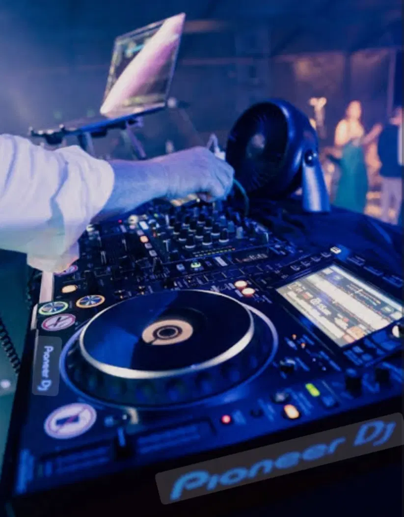 دی جی DJ|خدمات پذیرایی، مراسم|دورود, |دیوار