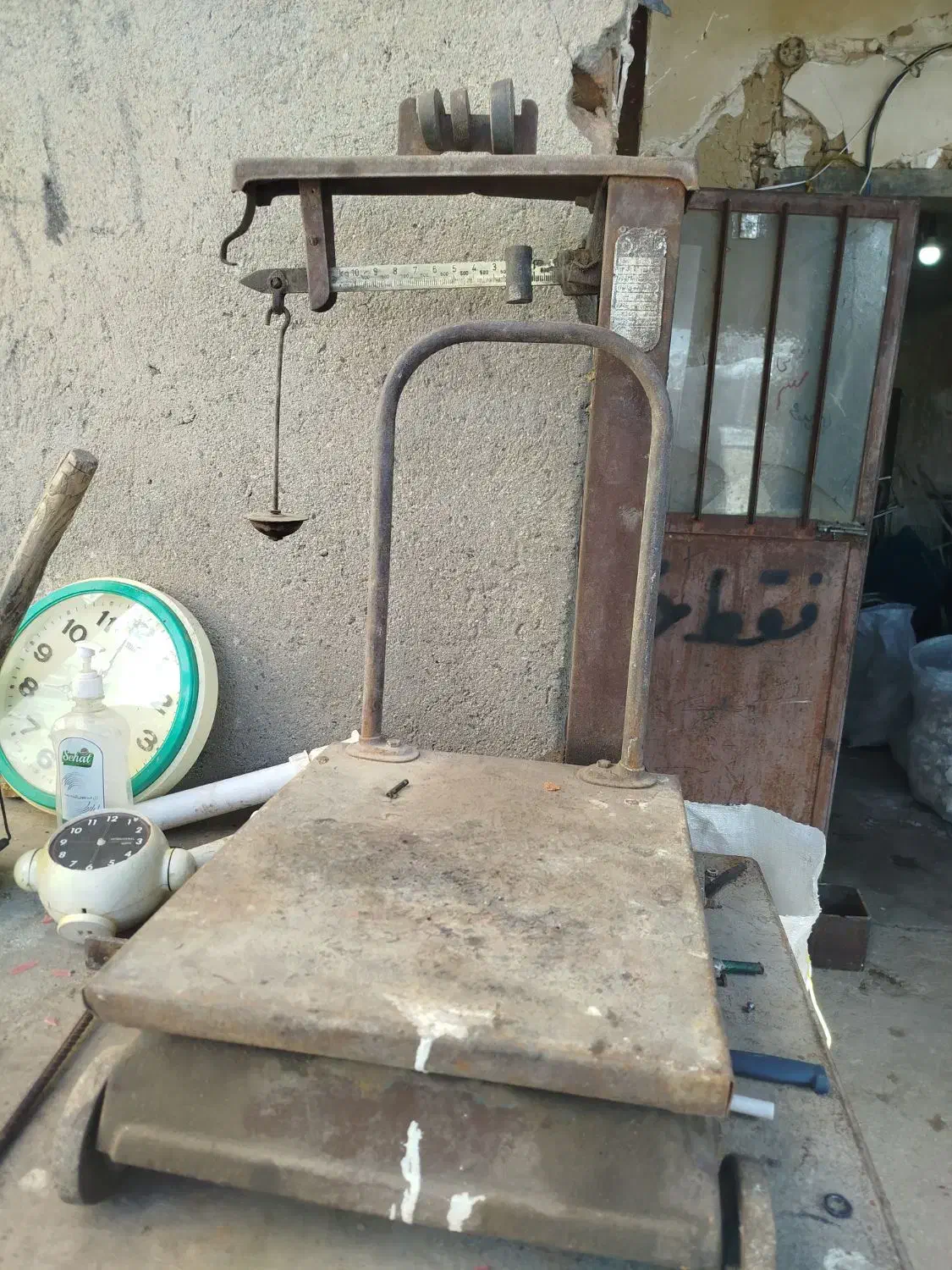 باسکول|ابزارآلات|همدان, |دیوار