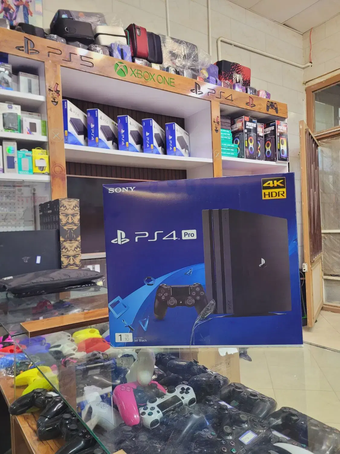 کنسول ps4 pro|کنسول، بازی ویدئویی و آنلاین|قائن, |دیوار