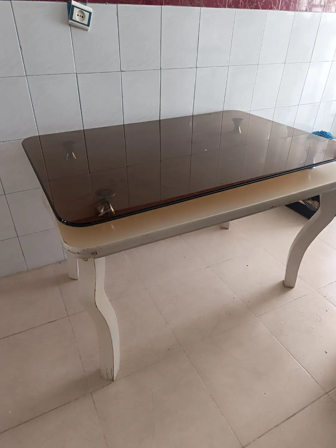 میز|میز و صندلی غذاخوری|کامیاران, |دیوار