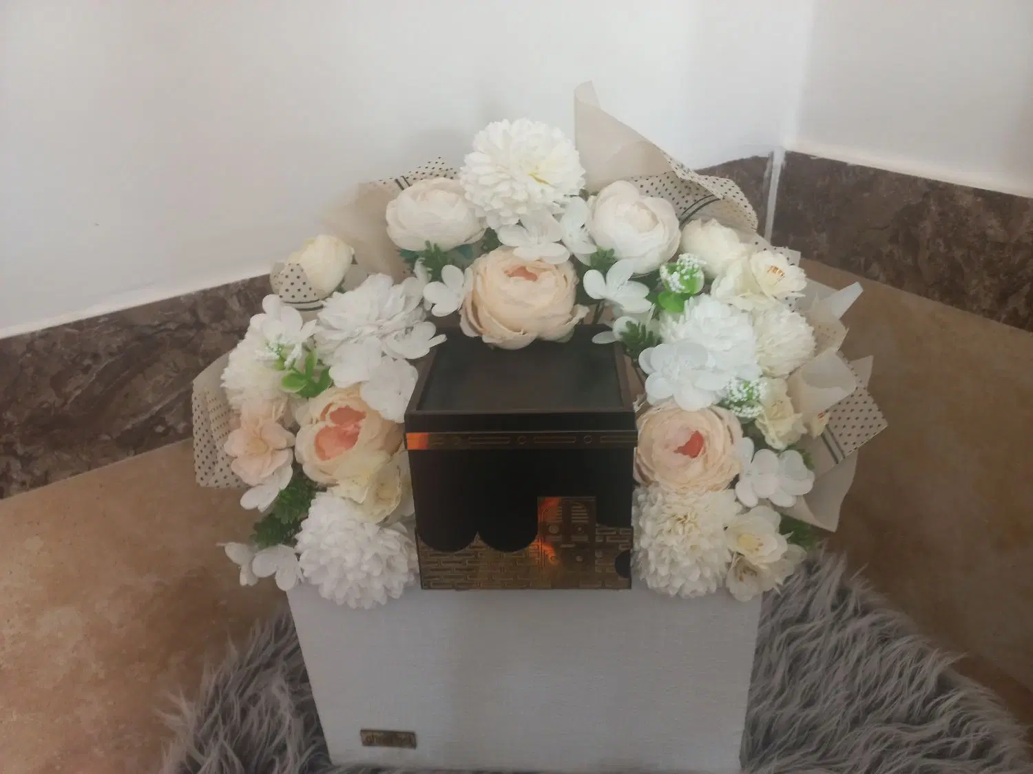 باکس گل|گل مصنوعی|همدان, |دیوار