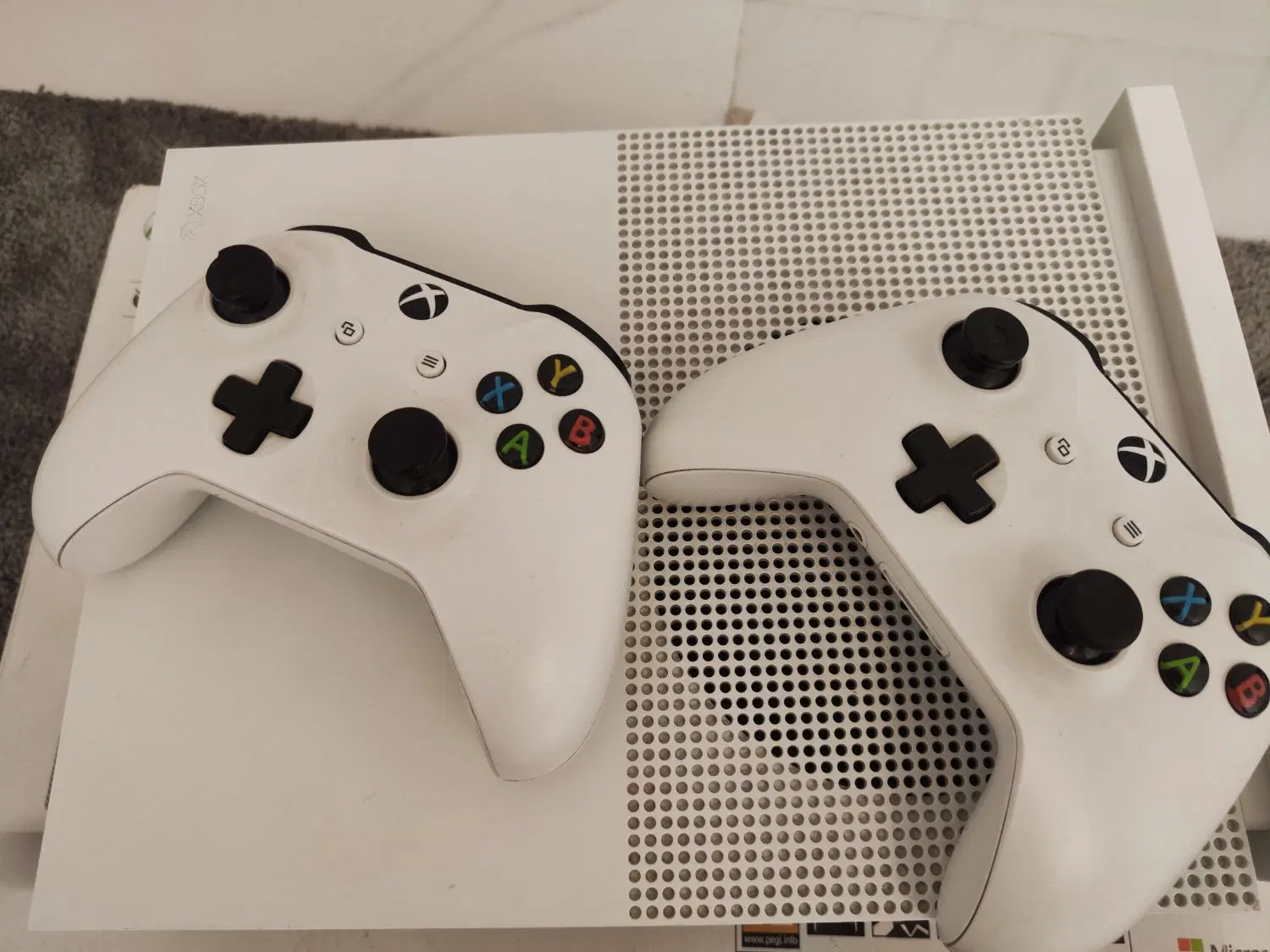 xbox one s|کنسول، بازی ویدئویی و آنلاین|اندیشه, اندیشه فاز ۱|دیوار