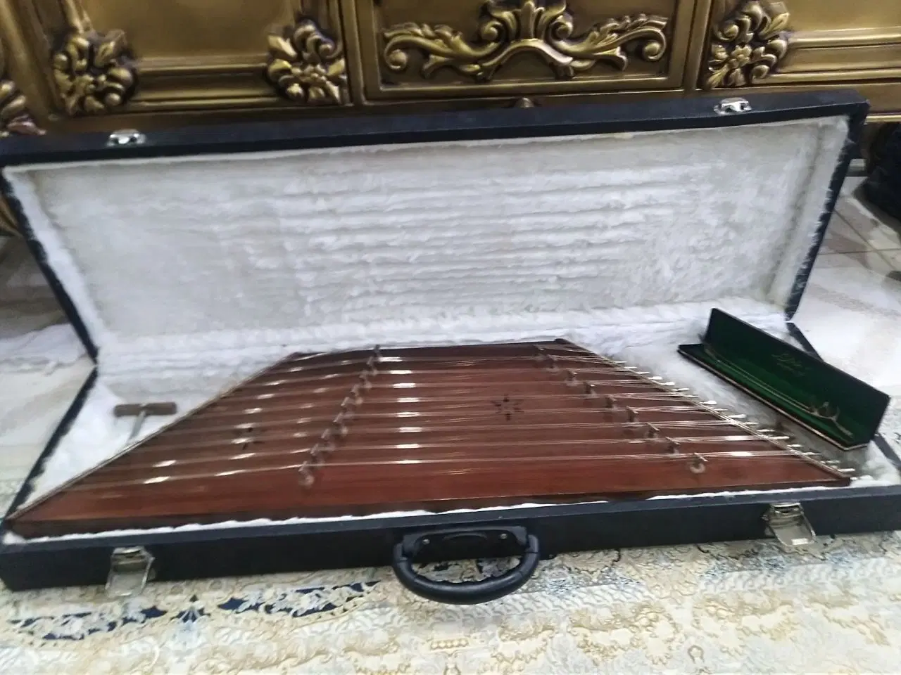 ساز|سازهای سنتی|مهاباد (آذربایجان غربی), |دیوار