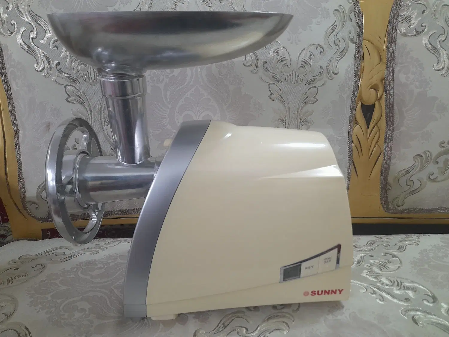 چرخ گوشت|خردکن، آسیاب، غذاساز|مشهد, شهرک بهارستان|دیوار