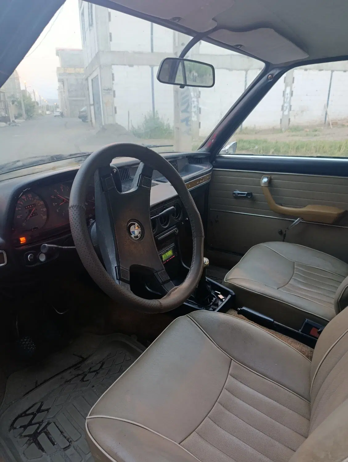 BMW 518|خودرو کلاسیک|خوی, |دیوار