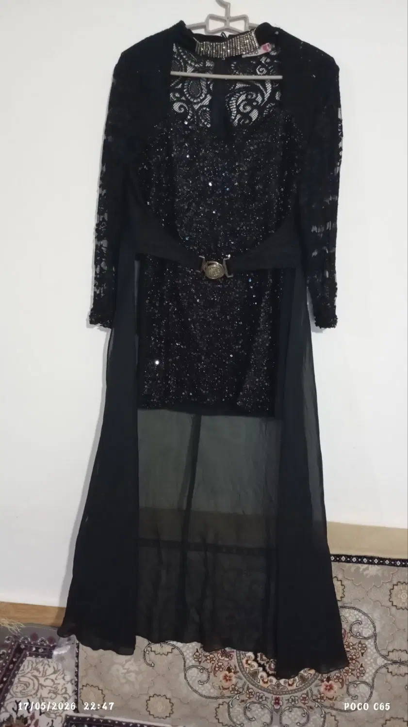 مجلسی|لباس|تاکستان, |دیوار